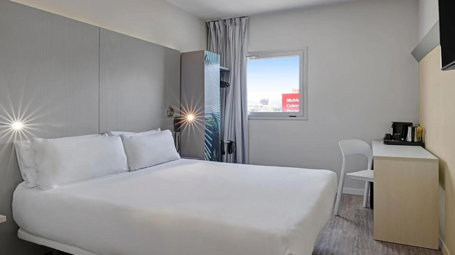**  B&B Hotel Girona 2 Salt Spain