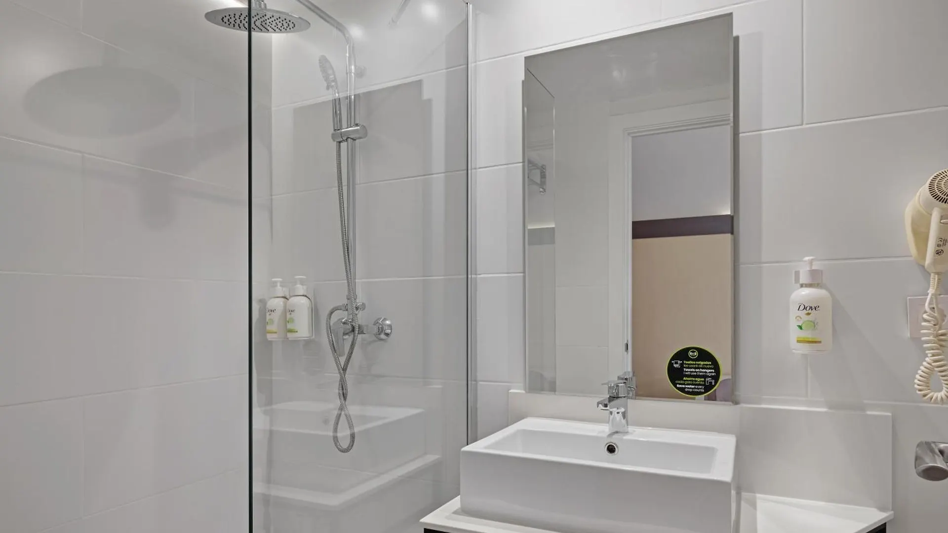 B&B Hotel Girona 2 Salt 2*,  Spain