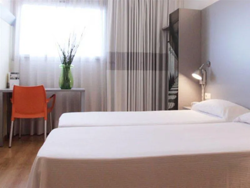 B&B Hotel Girona 2 Salt 2*,  Spain